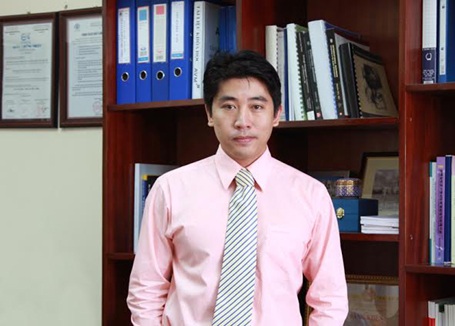 Trường Đại học Kinh tế - ĐHQGHN tuyển sinh thêm chương trình đào tạo mới - 1 TS. Vũ Anh Dũng, Phó Hiệu trưởng Trường Đại học Kinh tế - ĐHQGHN.