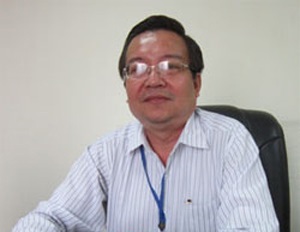 TPHCM quyết tâm đổi mới căn bản toàn diện ngành giáo dục - 1 Ông Lê Hồng Sơn - giám đốc Sở GD-ĐT TPHCM