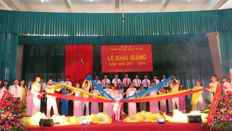 Đại học Nội vụ Hà Nội tuyển 2.840 chỉ tiêu năm 2014 - 2 Lễ khai giảng năm học 2013 - 2014 Trường Đại học Nội vụ Hà Nội