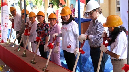 Trà Vinh: Khởi công trường mẫu giáo nơi xã nghèo Tập Ngãi - 1 Chính quyền địa phương, nhà tài trợ thực hiện thủ tục khởi công