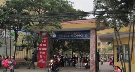 Hà Nội: Đóng giả phụ huynh bắt cóc học sinh - 1 Nhà trường khuyến cáo, phụ huynh và học sinh cần đề cao cảnh giác hơn nữa (ảnh minh họa)
