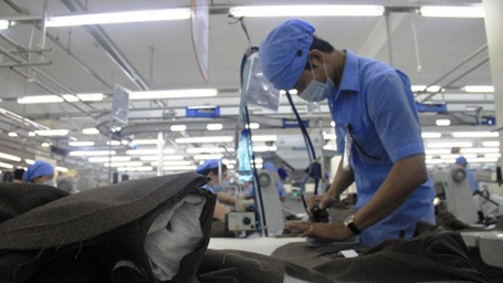 Tâm lý xã hội chuộng bằng cấp, học sinh thích làm thầy hơn thợ. (Ảnh: Nguyễn Huy)