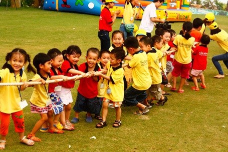 Vui học hè bán trú tại iSmartKids 299 Trung Kính - 2 Hè vui, hè khỏe, hè bổ ích tại iSmartKids