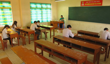 Thêm yêu Tổ quốc từ đề thi môn Sử - 2 Phòng thi với 6 thí sinh thi môn Lịch sử. (Ảnh: Hoàng Mạnh)