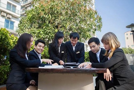 “Học Đại học có phải con đường duy nhất cho sĩ tử?”