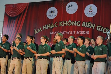 Đoàn hợp xướng giành giải Grammy giao lưu tại Vinschool - 3 Đoàn hợp xướng giành giải Grammy giao lưu tại Vinschool