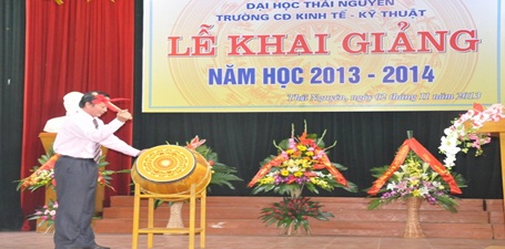 Trường Cao đẳng Kinh tế - Kỹ thuật Xét tuyển Học bạ THPT, BTVH vào hệ Cao đẳng chính quy năm 2014 - 1 Trường Cao đẳng Kinh tế - Kỹ thuật Xét tuyển Học bạ THPT, BTVH vào hệ Cao đẳng chính quy năm 2014