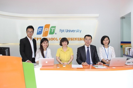 Đại diện đến từ Viện Quản trị Kinh doanh FSB- ĐH FPT tham gia buổi tư vấn chiều nay.