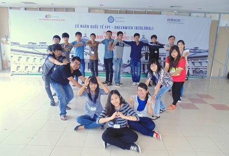 Tư vấn "Xét tuyển trực tuyến Chương trình Cử nhân Quốc tế FPT B2G" - 10 Lễ tôn vinh sinh viên xuất sắc chương trình FPT B2G