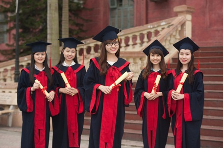 Đại học Phương Đông tuyển sinh hai ngành mới và xét tuyển nhiều chỉ tiêu nguyện vọng bổ sung - 1 Sinh viên Trường Đại học Phương Đông