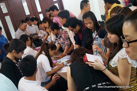 Phát âm chuẩn có giúp bạn giao tiếp tốt tiếng Anh không? - 3 Buổi chia sẻ nhận được sự quan tâm đặc biệt tại thành phố Hồ Chí Minh