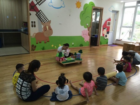 Lễ khai giảng đầu tiên của trường mầm non mang cái tên lạ - 6 Hiệu trưởng FFS - Nhà giáo ưu tú Lê Thúy Hương với bài diễn văn khai giảng khúc chiết, ngắn gọn