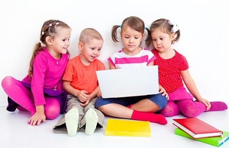 Giáo dục Pháp: Sau phổ thông, đủ đi làm - 1 Giáo dục Pháp định hướng nghề nghiệp cho trẻ từ rất sớm. (Ảnh minh họa: childandteenconsumption)
