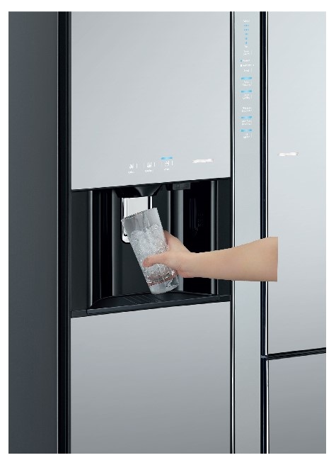 Đẳng cấp xứng tầm cho căn bếp hiện đại - 7 Ngăn rau quả riêng biệt với độ ẩm cao khoảng 90%