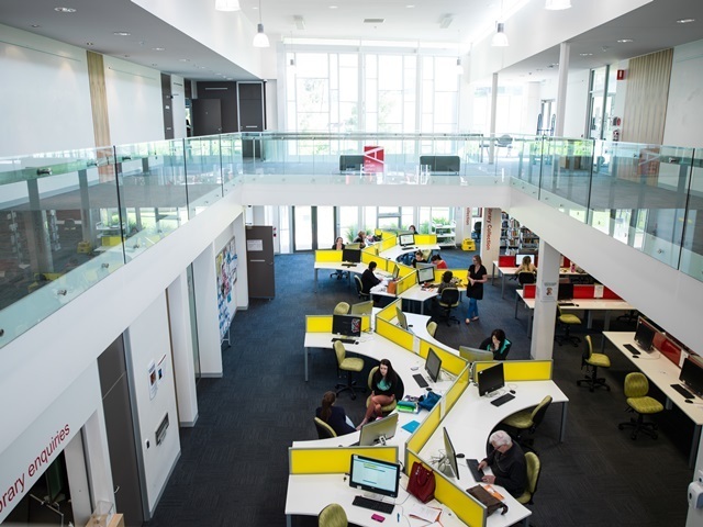 Đại học Tasmania, Úc và cơ hội học bổng, việc làm toàn cầu - 1 I. Tasmania Uni. - “Đại học của Học bổng”: