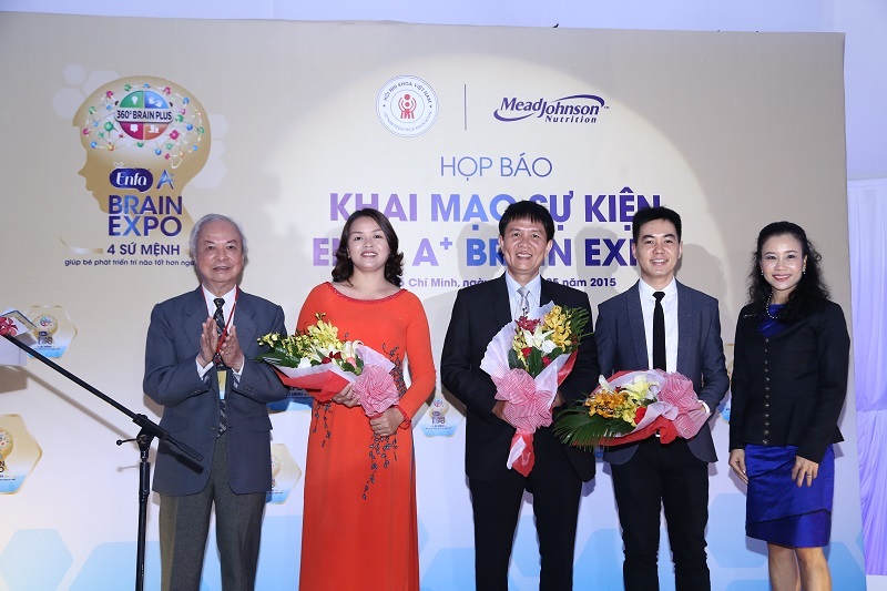 Bí quyết nuôi dưỡng và phương pháp giáo dục sớm cho trẻ từ giai đoạn thai kỳ đến khi 5 tuổi