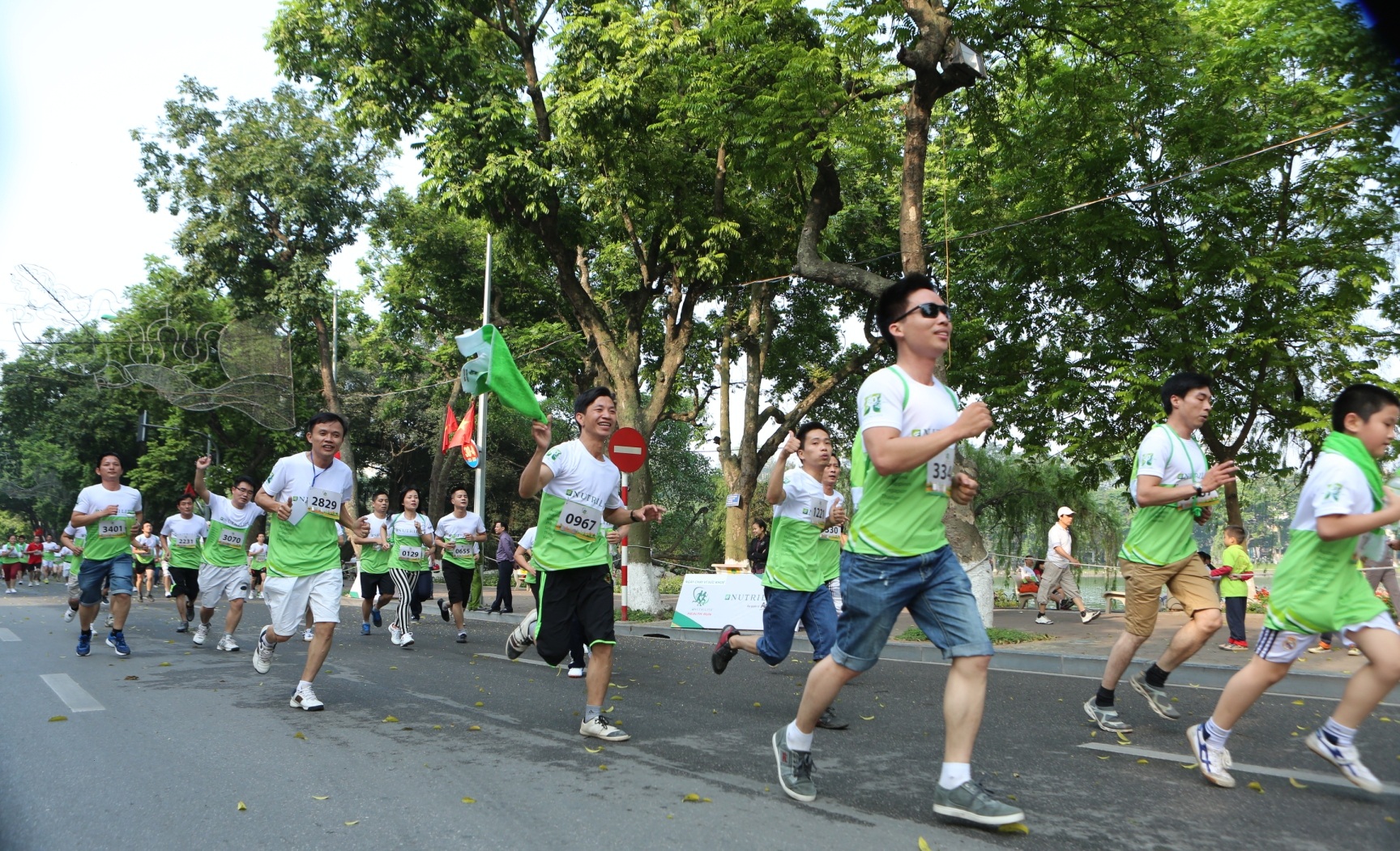 3.000
người dân Thủ đô đã tham dự “Ngày Chạy Vì Sức Khỏe 2015”