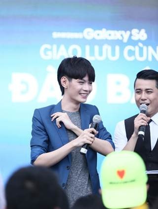 Khán giả trẻ phấn khích cùng loạt sao Việt tại YAN Beatfest 2015 - 6 Đào Bá Lộc với biểu cảm đáng yêu “đốn tim” fans.