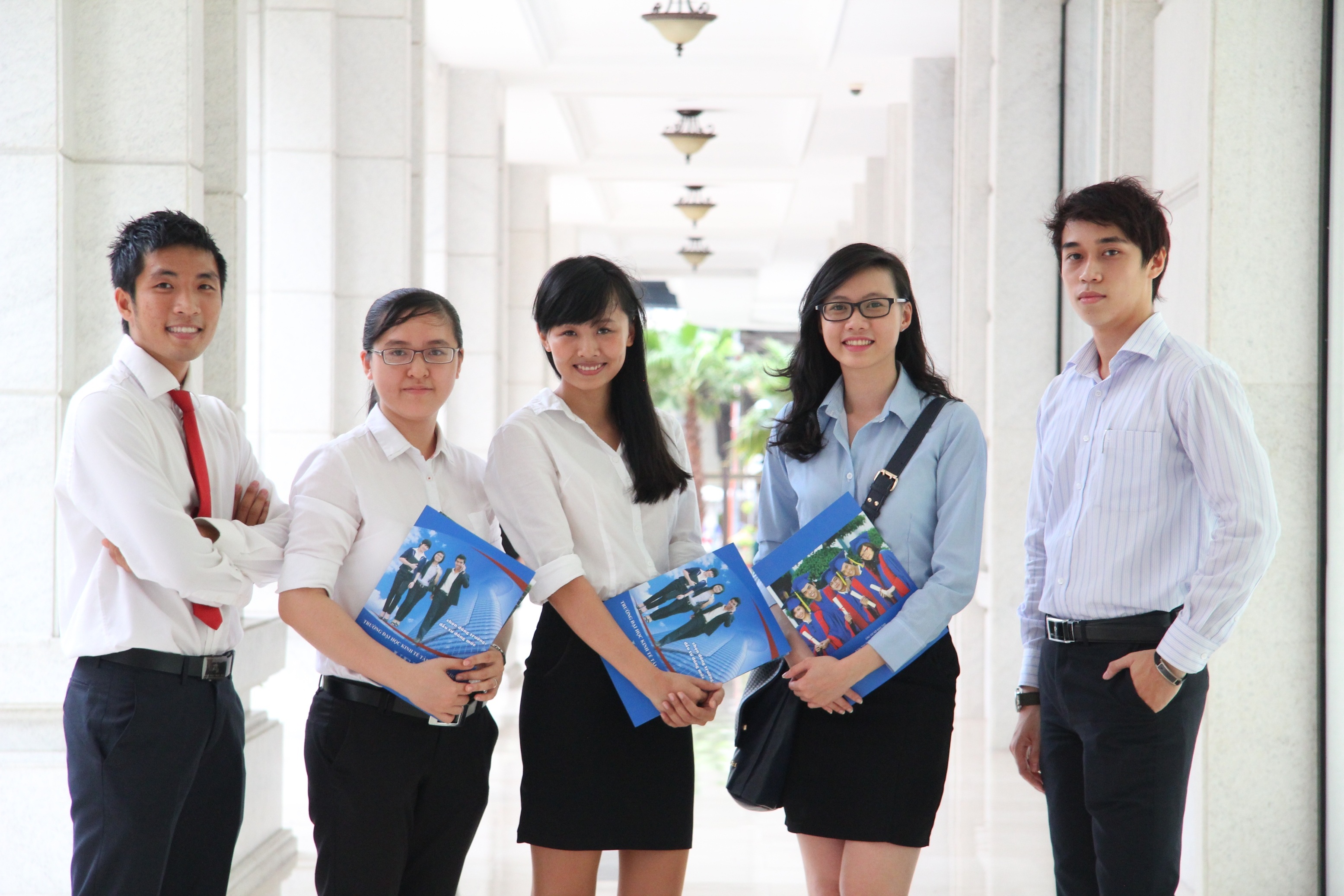 UEF chính thức tuyển sinh ngành Luật kinh tế - 2 Học ngành Luật kinh tế tại UEF để trải nghiệm môi trường học tập chuẩn quốc tế