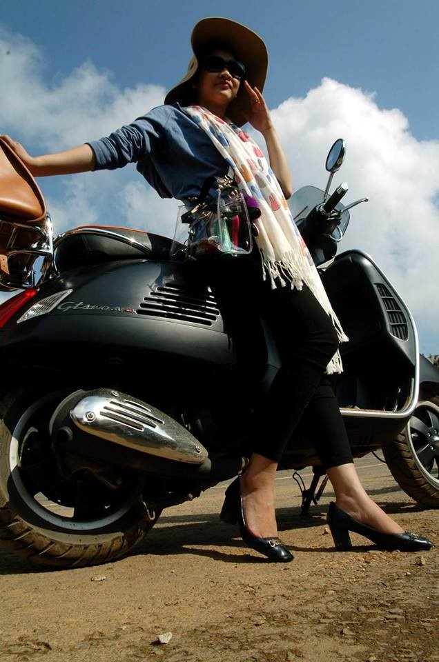 Lửa thử vàng, đường gian nan thử Vespa Sprint và GTS - 4 Lửa thử vàng, đường gian nan thử Vespa Sprint và GTS