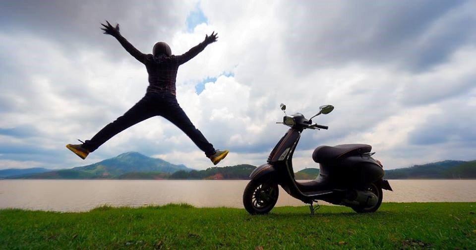 Lửa thử vàng, đường gian nan thử Vespa Sprint và GTS - 1 Lửa thử vàng, đường gian nan thử Vespa Sprint và GTS