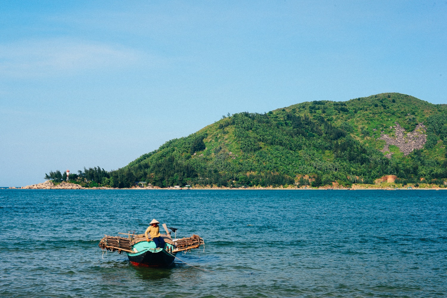 Quên lối về bởi vẻ đẹp hoang sơ ở Thiên Cầm - 1 Quên lối về bởi vẻ đẹp hoang sơ ở Thiên Cầm