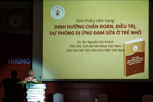 GS.TS.BS
Nguyễn Gia Khánh tại Hội nghị ngày 19/4