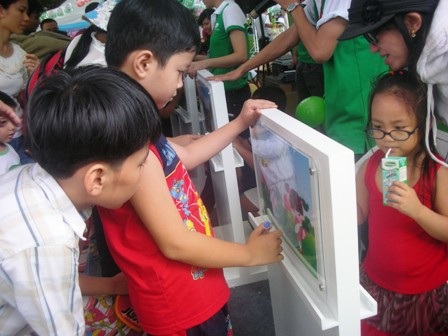 Cả nhà vui khỏe cùng bé - 7