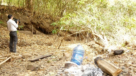 Lâm tặc thản nhiên dựng lán trại, lều võng, thổi củi nấu cơm ngay giữa vùng lõi VQG Yok Đôn.