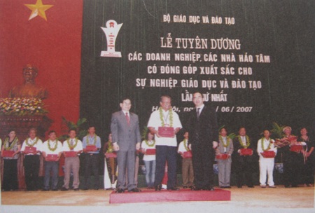 Chuyện “ông bụt khuyến học” ở Cần Thơ - 1 Chuyện “ông bụt khuyến học” ở Cần Thơ