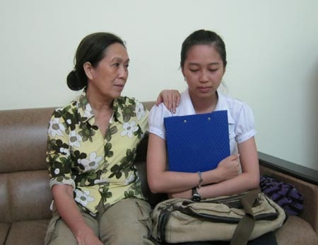 “Em sợ đến một ngày không nhìn thấy gì nữa” - 2 “Em sợ đến một ngày không nhìn thấy gì nữa” - 2