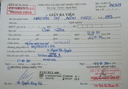 “Em sợ đến một ngày không nhìn thấy gì nữa” - 1