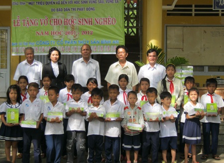 "Một triệu cuốn vở..." đến với học sinh dân tộc Khmer  - 2