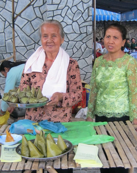 Tết quê giữa lòng thành phố - 11