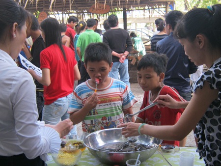 Tết quê giữa lòng thành phố - 15