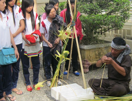 Tết quê giữa lòng thành phố - 5