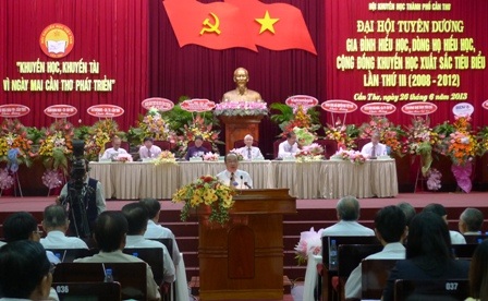 Cần Thơ tuyên dương gia đình hiếu học, dòng họ hiếu học xuất sắc