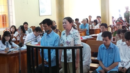 Các bị cáo tại phiên tòa