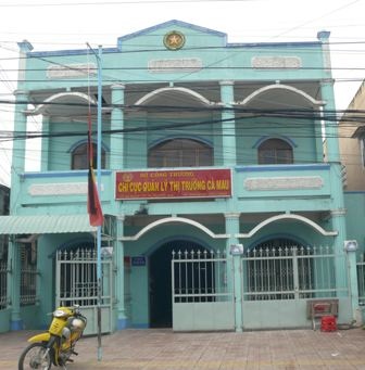 Bổ nhiệm cán bộ dùng bằng bất hợp pháp, Chi cục trưởng QLTT Cà Mau bị kỷ luật