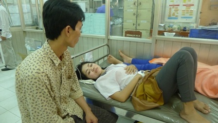 Người thân các nạn nhân rất lo lắng trước vụ việc