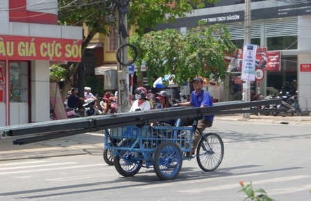 Quá dài và quá ẩu...
