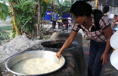 Nước thốt nốt mang về là nấy ngay vì để lâu nước thốt nốt sẽ bị chua