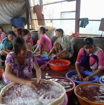 Công đoạn ướp đá