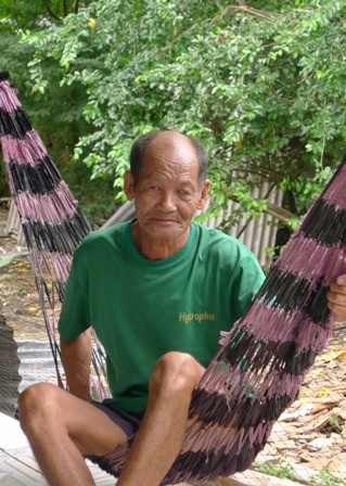 Kho báu 1.500kg vàng: “Bán” 100 triệu đồng không ai “mua” - 1 Gia đình ông Bé khốn khổ vì tin đồn kho báu