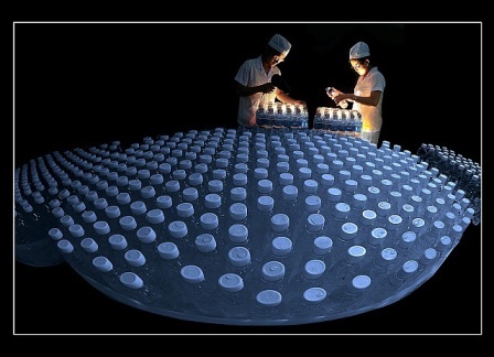 Nhiếp ảnh gia xứ dừa đạt giải nhất cuộc thi “Đất nước con người ĐBSCL” - 1 Tác phẩm Sức khỏe cho cộng đồng của tác giả Võ Thị Bạch Yến đạt giải nhất ở thể loại ảnh màu.