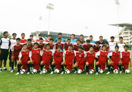 HLV Falko Goetz “chào” sân Mỹ Đình - 4