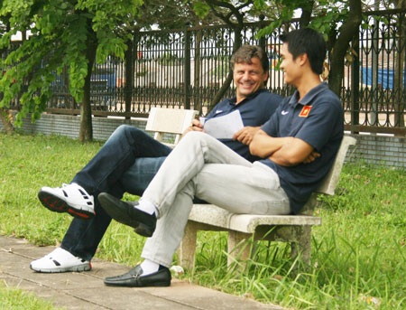 HLV Falko Goetz “chào” sân Mỹ Đình - 6