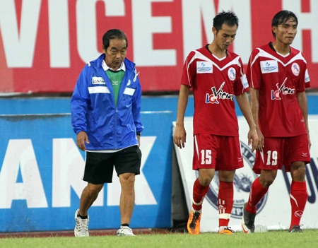 V. Hải Phòng “trảm” HLV Vương Tiến Dũng - 1