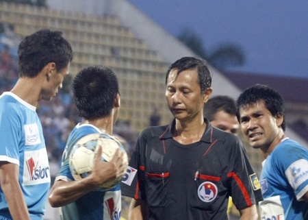 Phó chủ tịch Lê Hùng Dũng thất vọng với chính VFF - 2 Phó chủ tịch Lê Hùng Dũng thất vọng với chính VFF - 2