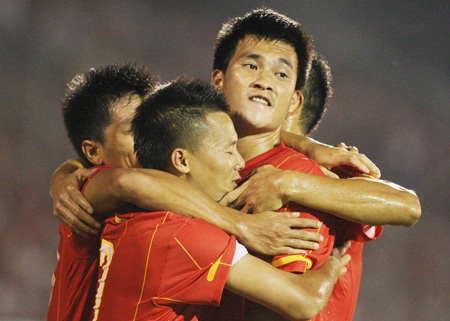 Tiền đạo Công Vinh: “Việt Nam có cơ hội đánh bại Qatar” - 2 Tiền đạo Công Vinh: “Việt Nam có cơ hội đánh bại Qatar” - 2